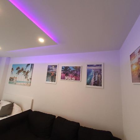 Miami Apartment Paderborn Buitenkant foto