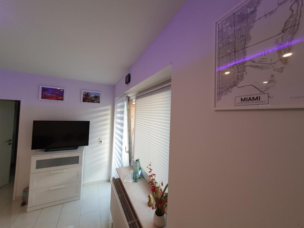 Miami Apartment Paderborn Buitenkant foto